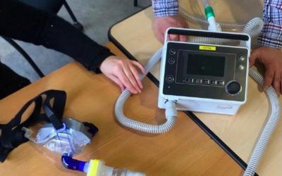 VENTILATION AIGUE SUR RESPIRATEUR DE DOMICILE HABITUEL DU PATIENT EN SITUATION DE COVID-19 EN HOSPITALISATION